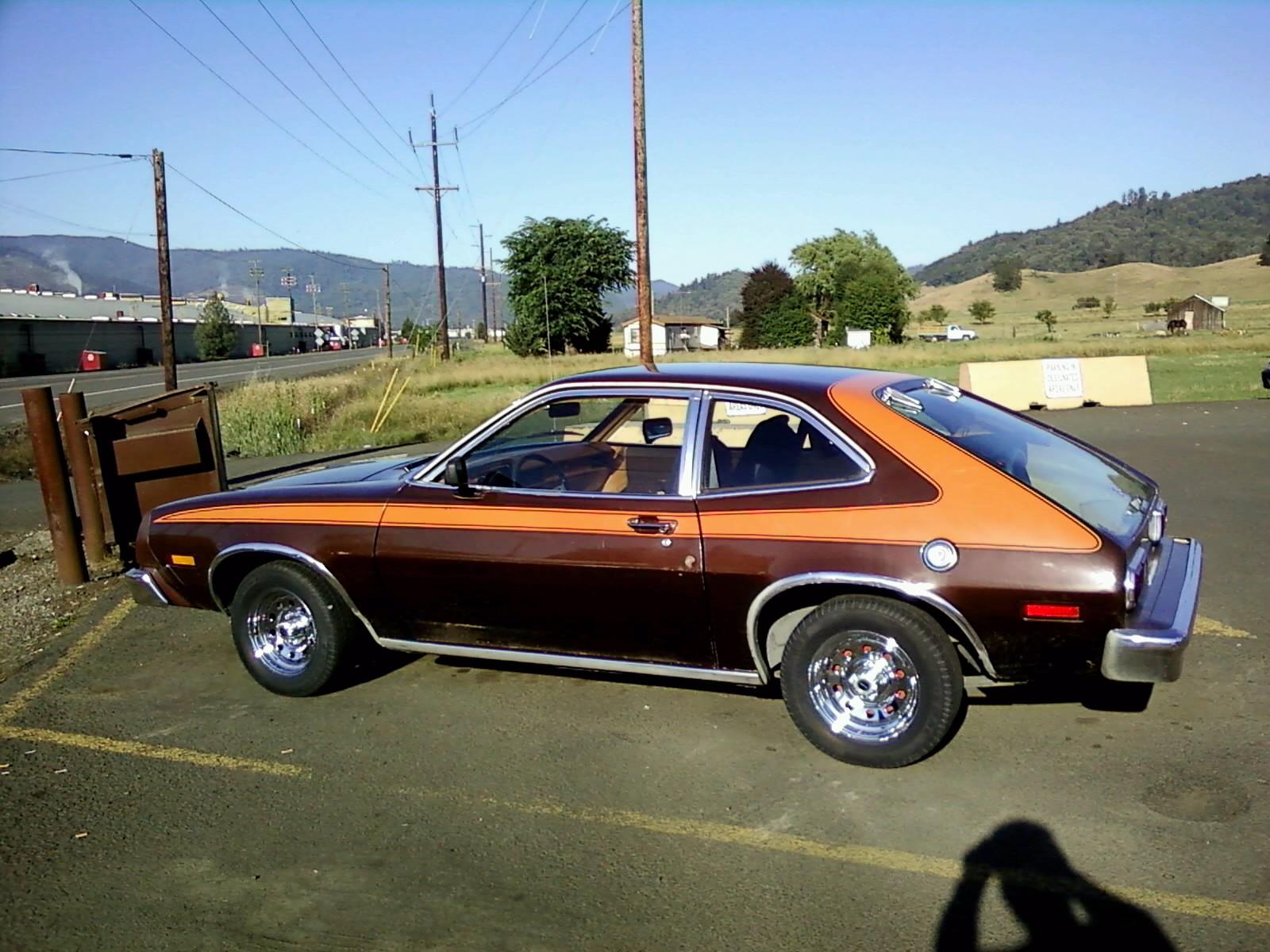 picture of a beautiful 1978 Ford Pinto